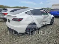 2022 Tesla Model Y фото