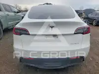 2022 Tesla Model Y фото