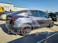 2022 Tesla Model Y фото