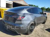 2022 Tesla Model Y фото