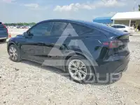 2022 Tesla Model Y фото