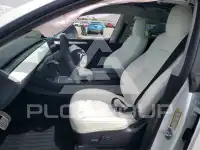 2022 Tesla Model Y фото