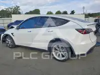 2022 Tesla Model Y фото