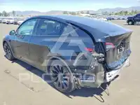 2022 Tesla Model Y фото