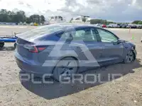 2022 Tesla  фото