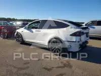 2022 Tesla Model X фото