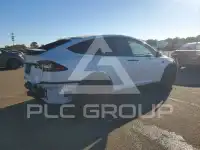 2022 Tesla Model X фото