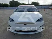 2022 Tesla Model X фото