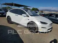 2022 Tesla Model X фото