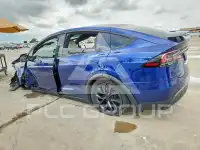 2022 Tesla Model X фото