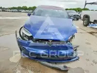 2022 Tesla Model X фото
