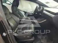 2022 Tesla Model X фото