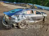 2022 Tesla Model S фото