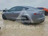 2022 Tesla Model S photo
