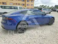 2022 Tesla Model S photo