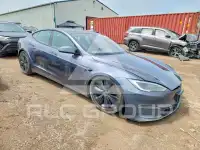 2022 Tesla Model S photo