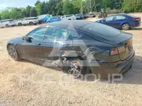 2022 Tesla Model S фото