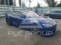 2022 Tesla Model S фото