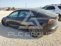 2022 Tesla Model 3 фото
