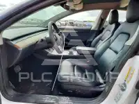 2022 Tesla Model 3 photo