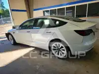 2022 Tesla Model 3 photo