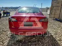 2022 Tesla Model 3 фото