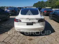 2022 Tesla Model 3 фото