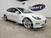 2022 Tesla Model 3 фото