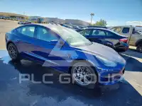 2022 Tesla Model 3 фото