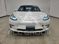 2022 Tesla Model 3 фото