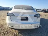 2022 Tesla Model 3 фото