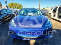 2022 Tesla Model 3 фото