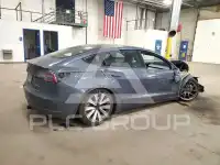 2022 Tesla Model 3 photo