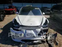 2022 Tesla Model 3 фото