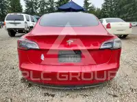 2022 Tesla Model 3 фото
