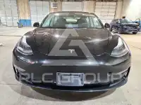 2022 Tesla Model 3 фото