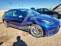 2022 Tesla Model 3 фото
