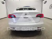 2022 Tesla Model 3 фото