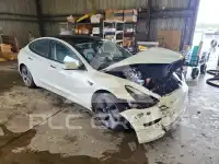 2022 Tesla Model 3 photo
