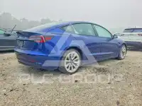 2022 Tesla Model 3 фото