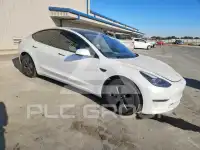 2022 Tesla Model 3 photo