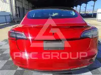 2022 Tesla Model 3 фото