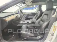 2022 Tesla Model 3 фото
