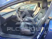 2022 Tesla Model 3 фото