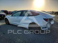 2022 Tesla Model 3 фото
