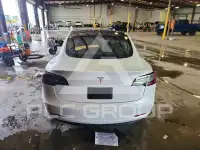 2022 Tesla Model 3 photo