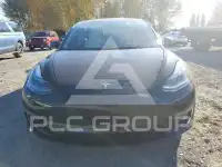 2022 Tesla Model 3 фото