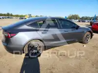 2022 Tesla Model 3 фото