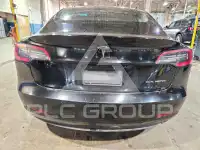 2022 Tesla Model 3 фото