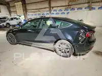 2022 Tesla Model 3 фото